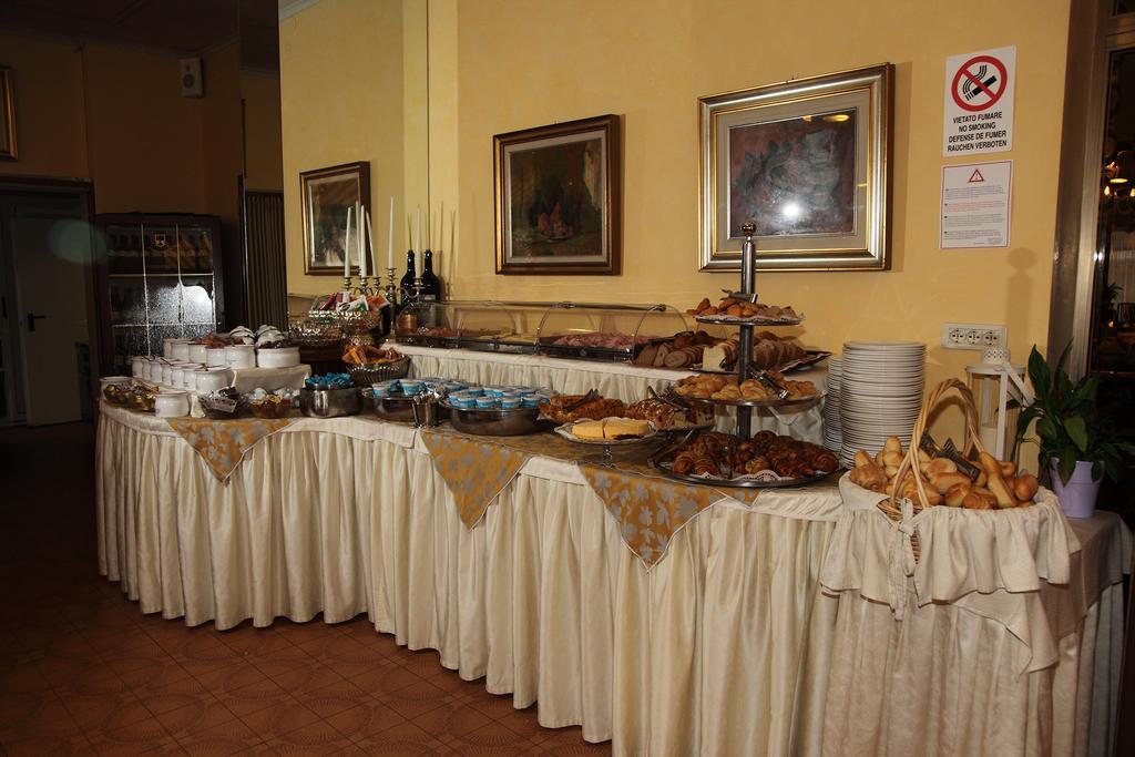 Hotel Diana Γκράντο Εξωτερικό φωτογραφία